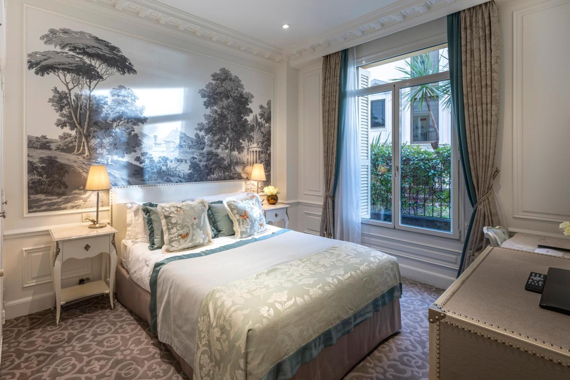 Superior Zimmer mit Blick auf die Stadt oder den Innenhof