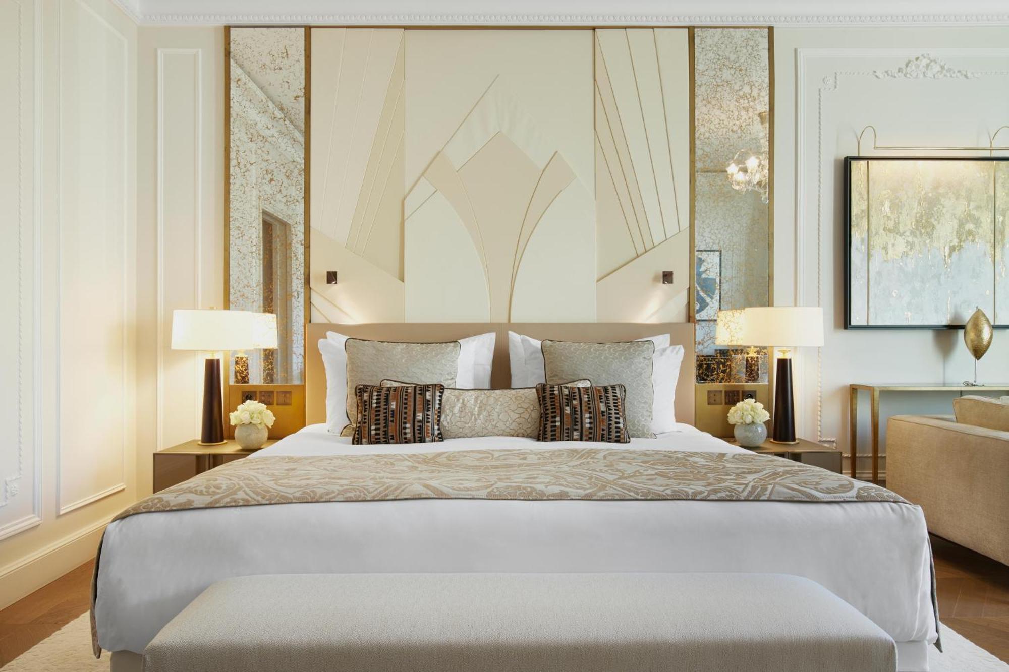 Deluxe Zimmer mit Blick auf die Stadt oder den Innenhof